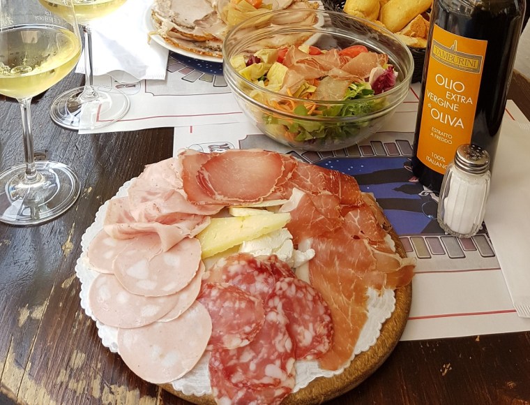 Bologna city food tour