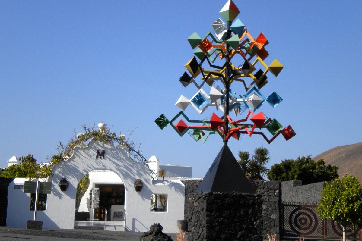 Wind chime outside Cesar Manrique Foundation