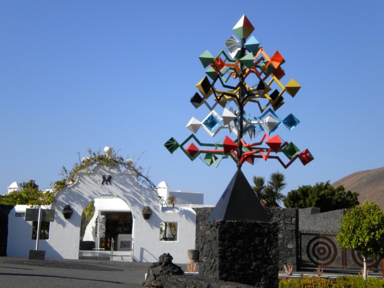 Wind chime outside Cesar Manrique Foundation