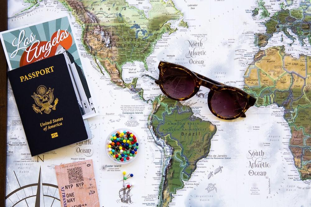 creating a well-organized travel itinerary