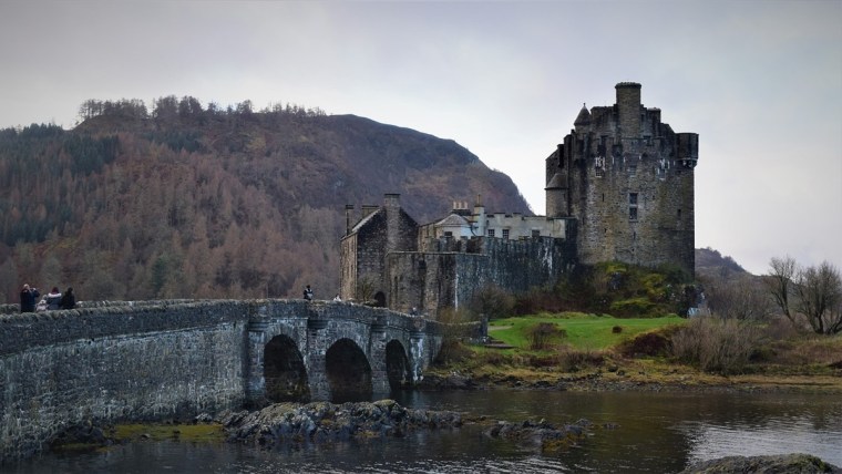 Haunted Destinations - Castle in Scotland