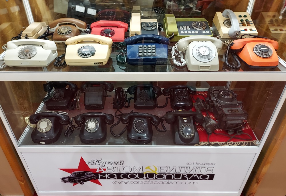 Old and very old phones.