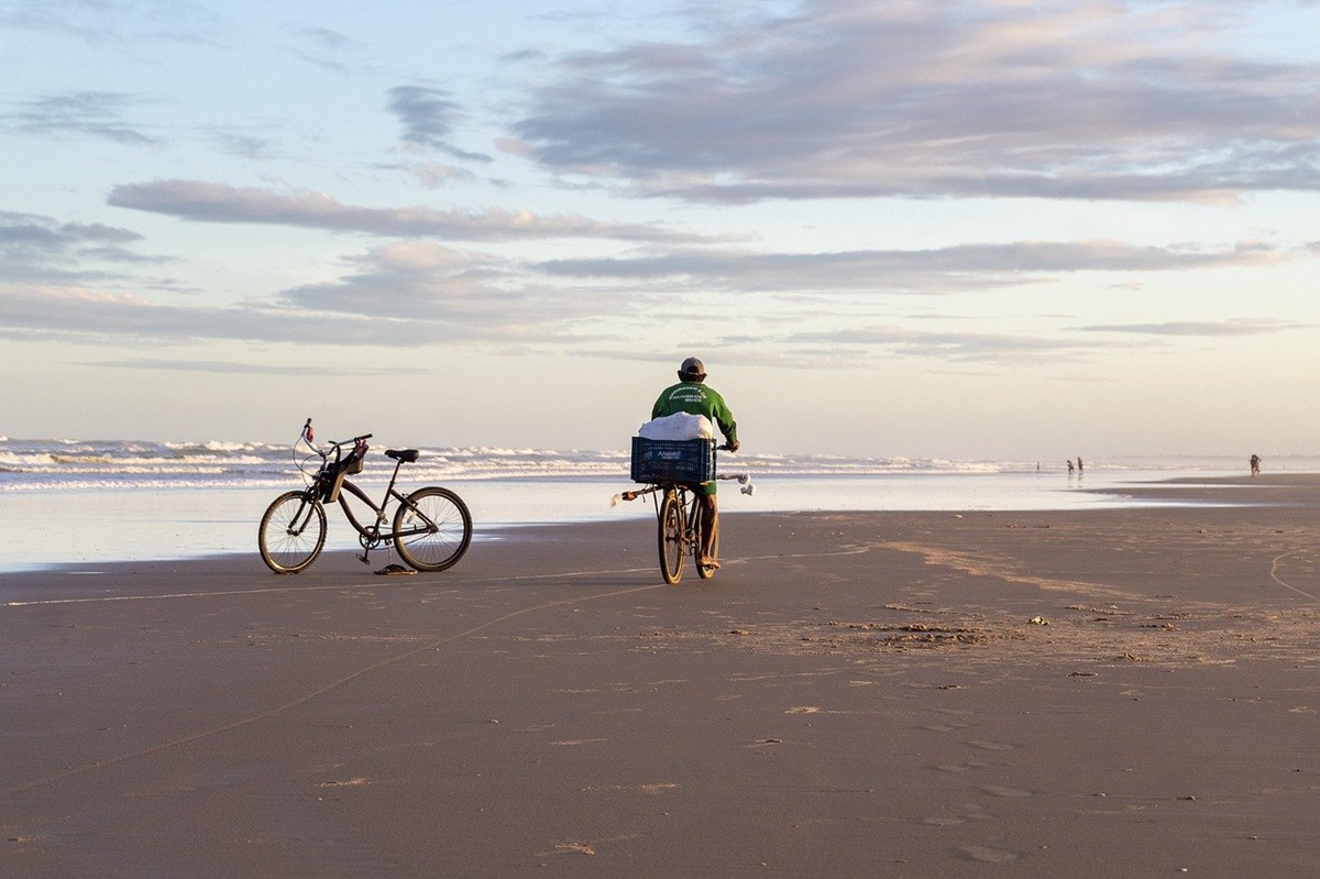 riding a bike for coastal travels