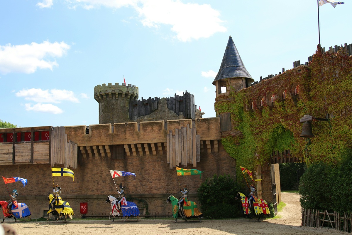 Themed Castle Tours for Families