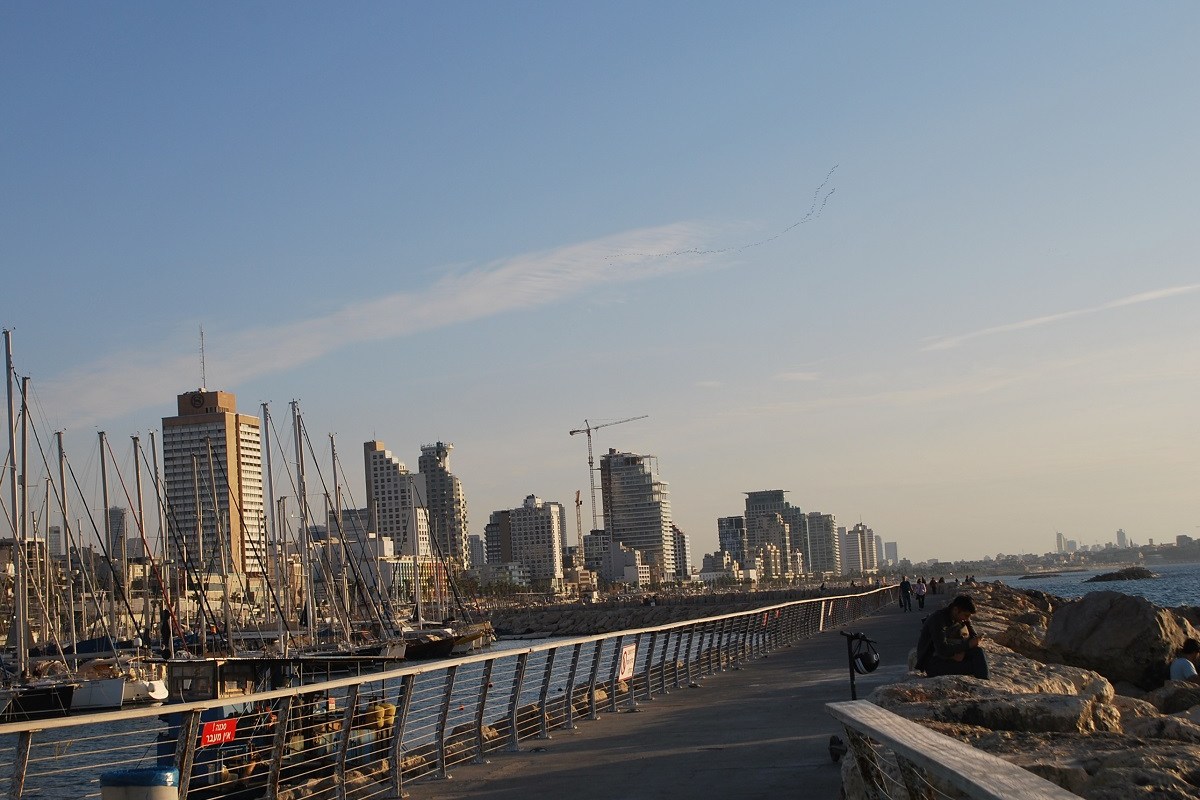 Tel Aviv waterfront, plan your trip to Israel